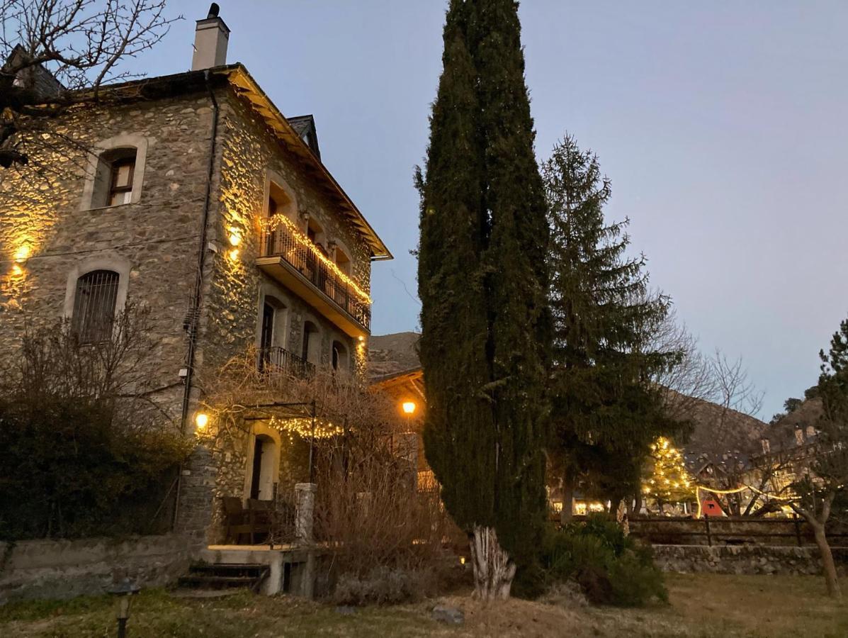 Cal Quimet Pensionat Rialp Exteriör bild