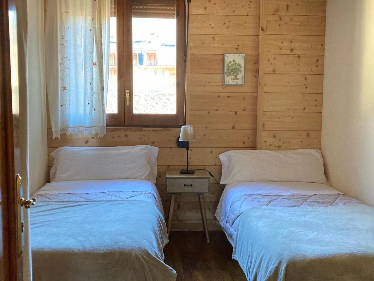 Cal Quimet Pensionat Rialp Exteriör bild