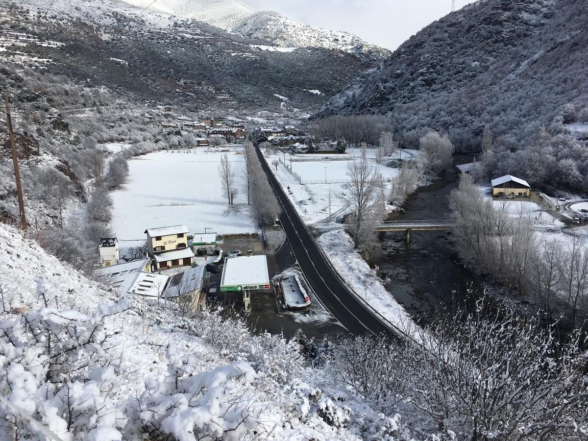 Cal Quimet Pensionat Rialp Exteriör bild